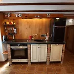 شقة Altes Faehrhaus Anno 1 6 3 3 - Traumferienwohnung In Exponierter Moselufer-lage By Interhome
