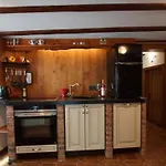 Altes Faehrhaus Anno 1 6 3 3 - Traumferienwohnung In Exponierter Moselufer-lage By Interhome ترابن ترارباخ