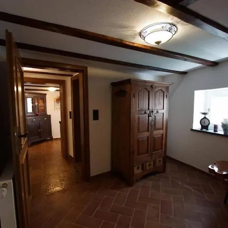 Appartement Altes Faehrhaus Anno 1 6 3 3 - Traumferienwohnung In Exponierter Moselufer-lage By Interhome