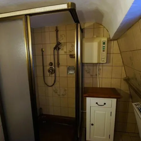 Altes Faehrhaus Anno 1 6 3 3 - Traumferienwohnung In Exponierter Moselufer-lage By Interhome Apartment Traben-Trarbach