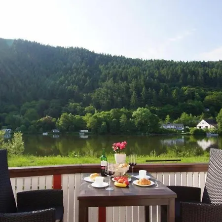 Altes Faehrhaus Anno 1 6 3 3 - Traumferienwohnung In Exponierter Moselufer-lage By Interhome * Traben-Trarbach