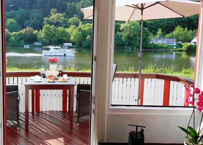 Altes Faehrhaus Anno 1 6 3 3 - Traumferienwohnung In Exponierter Moselufer-lage By Interhome * Traben-Trarbach