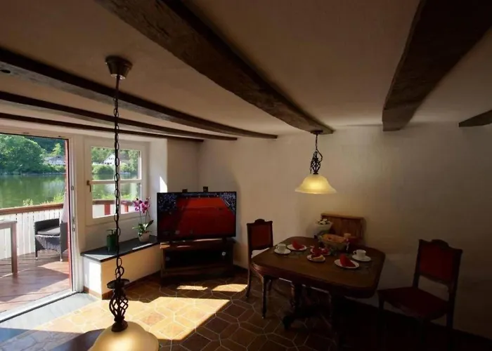 Altes Faehrhaus Anno 1 6 3 3 - Traumferienwohnung In Exponierter Moselufer-lage By Interhome * Traben-Trarbach