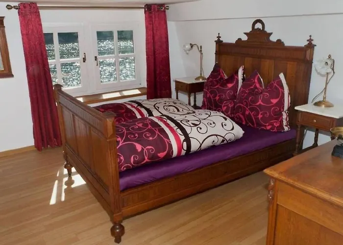 Altes Faehrhaus Anno 1 6 3 3 - Traumferienwohnung In Exponierter Moselufer-lage By Interhome * Traben-Trarbach