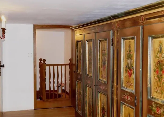 Altes Faehrhaus Anno 1 6 3 3 - Traumferienwohnung In Exponierter Moselufer-lage By Interhome Traben-Trarbach