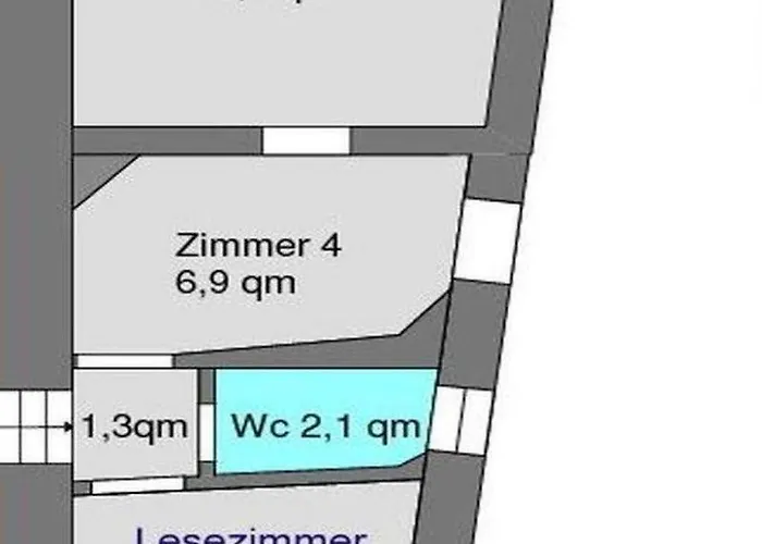 Altes Faehrhaus Anno 1 6 3 3 - Traumferienwohnung In Exponierter Moselufer-lage By Interhome