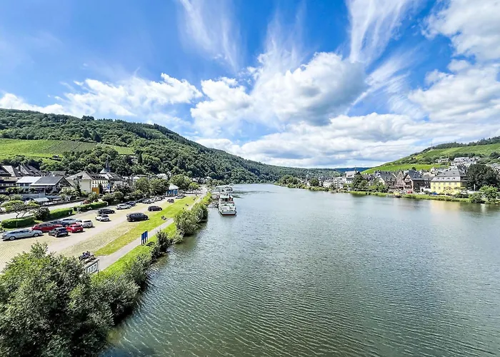 Altes Faehrhaus Anno 1 6 3 3 - Traumferienwohnung In Exponierter Moselufer-lage By Interhome Traben-Trarbach